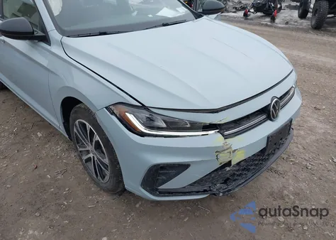 2025 Volkswagen Jetta 1.5T Sport z USA, uszkodzony, nr VIN 3VWBX7BU4SM032928